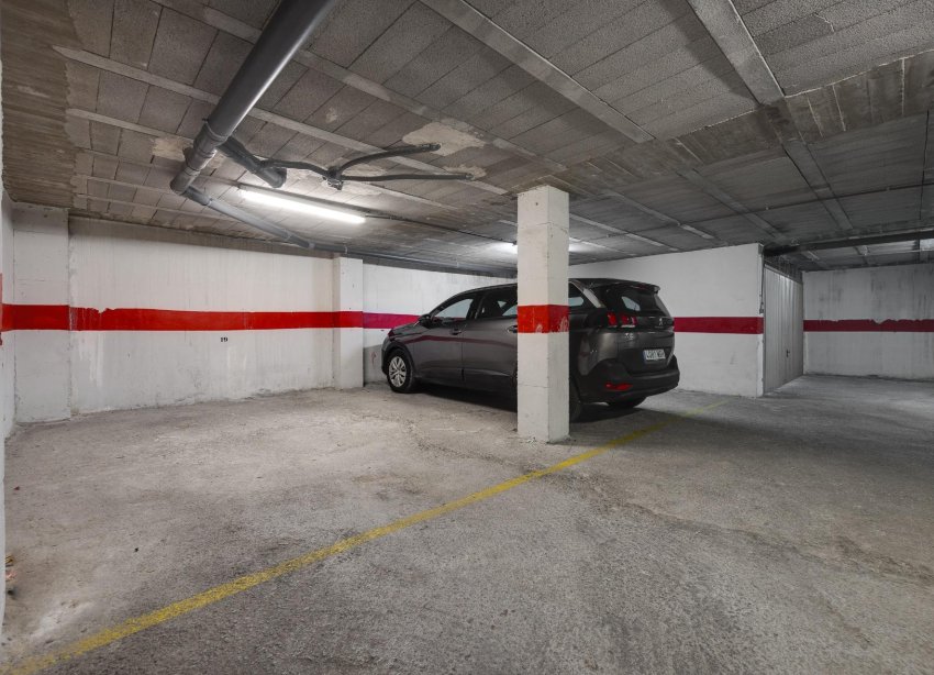 Resale - Parking - Torrevieja - Playa del cura