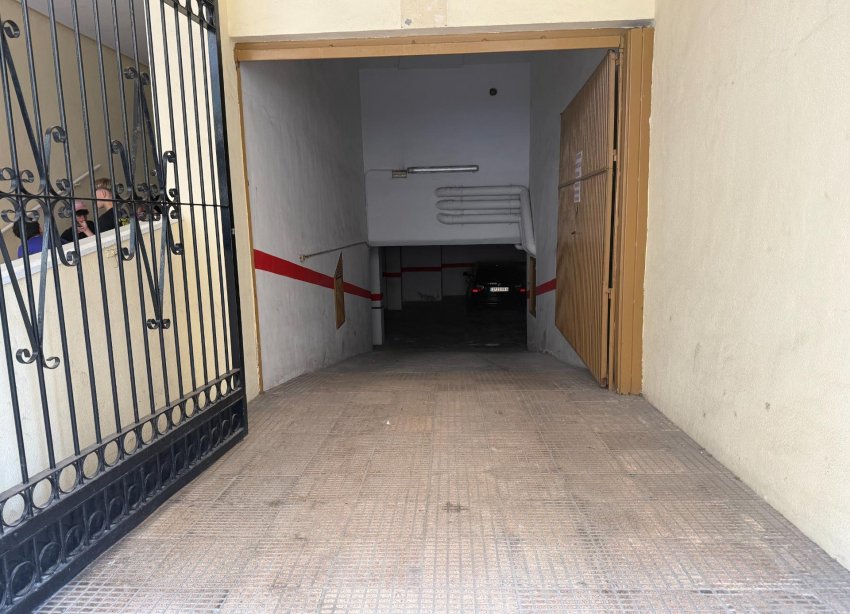 Resale - Parking - Torrevieja - Playa del Cura