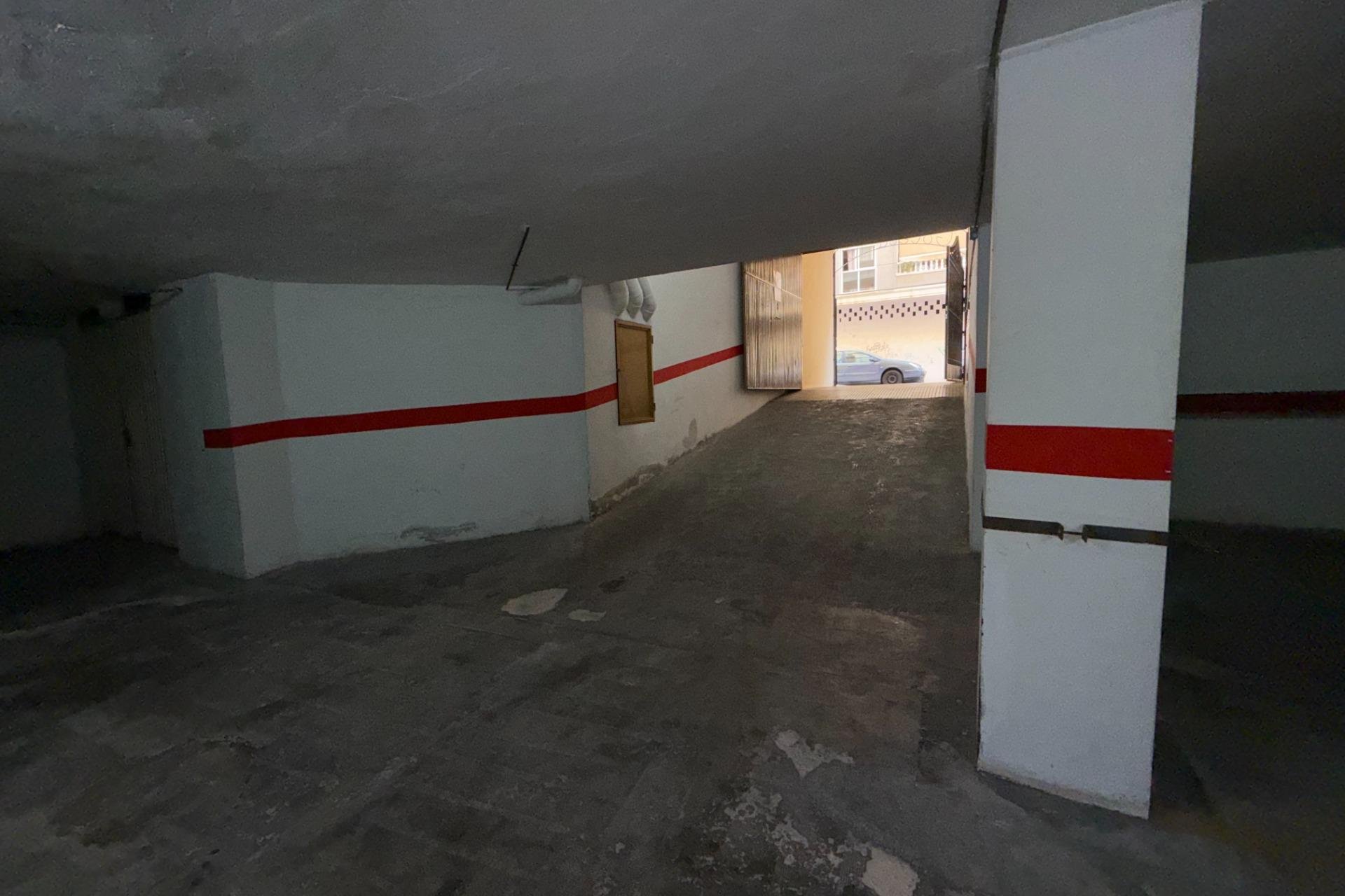 Resale - Parking - Torrevieja - Playa del Cura