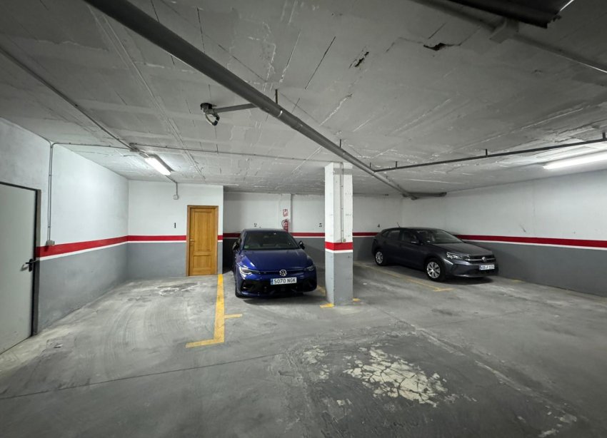 Resale - Parking - Torrevieja