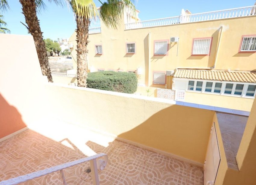 Resale - Terraced house - Orihuela Costa - Las Filipinas