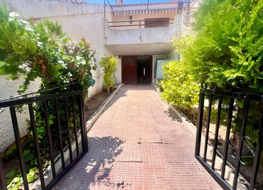 Resale - Terraced house - Torrevieja - Los balcones