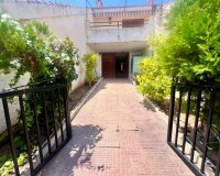 Resale - Terraced house - Torrevieja - Los balcones