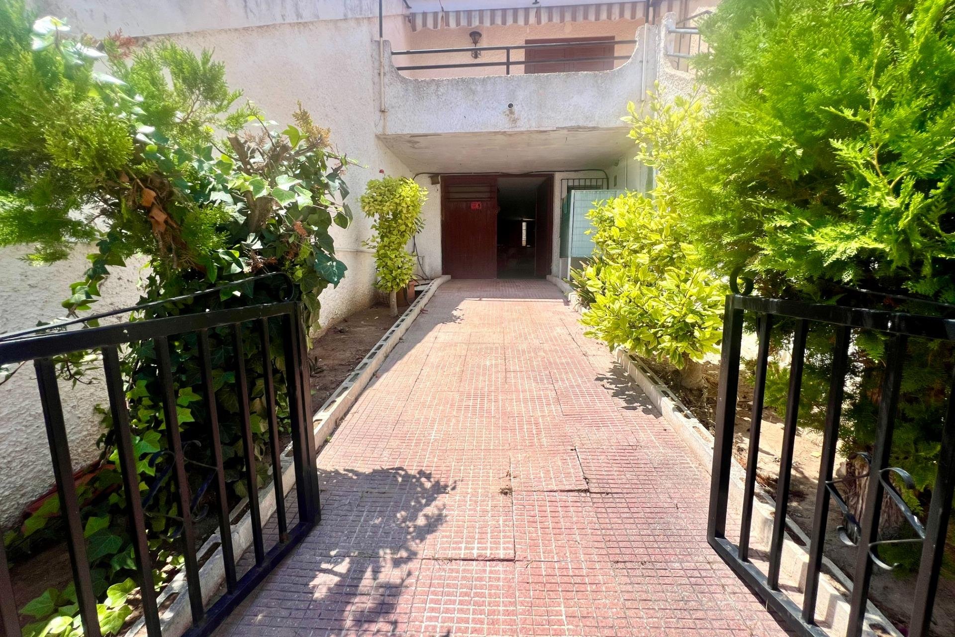 Resale - Terraced house - Torrevieja - Los balcones