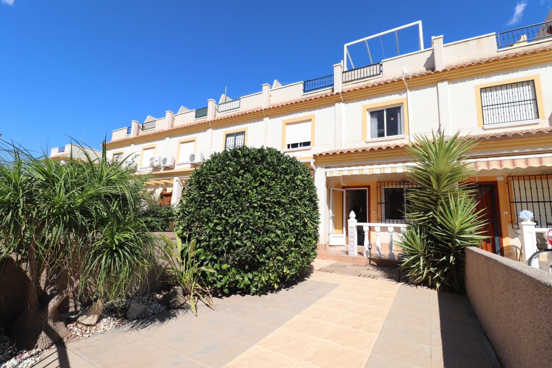 Resale - Terraced house / Townhouse - Algorfa - Montemar