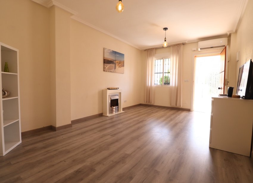 Resale - Terraced house / Townhouse - Algorfa - Montemar