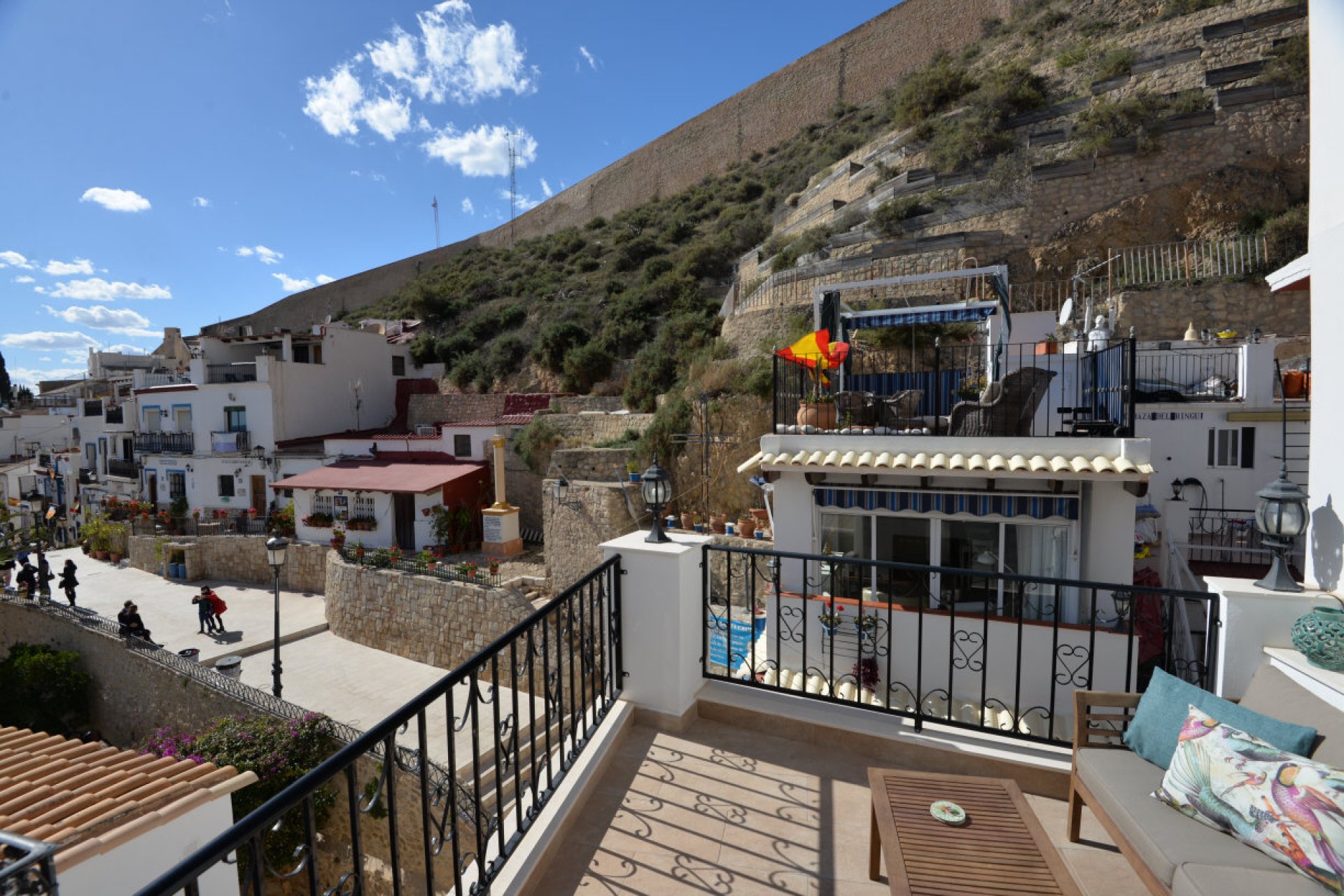 Resale - Terraced house / Townhouse - Alicante