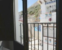 Resale - Terraced house / Townhouse - Alicante