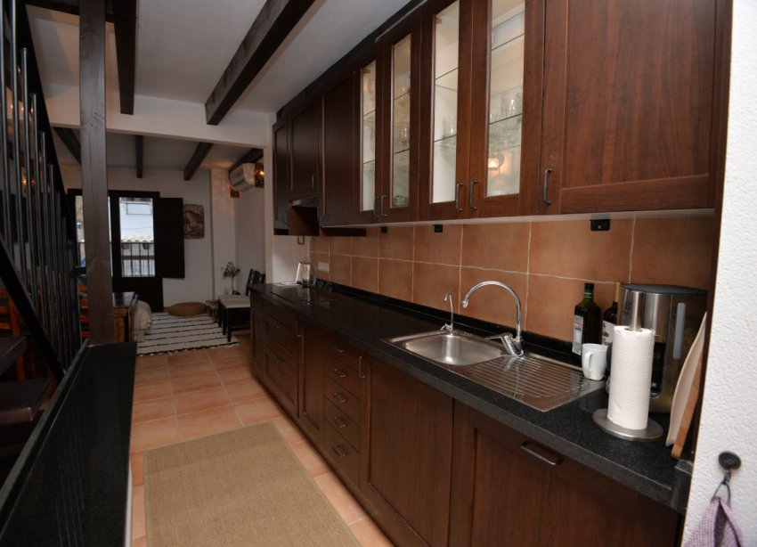 Resale - Terraced house / Townhouse - Alicante