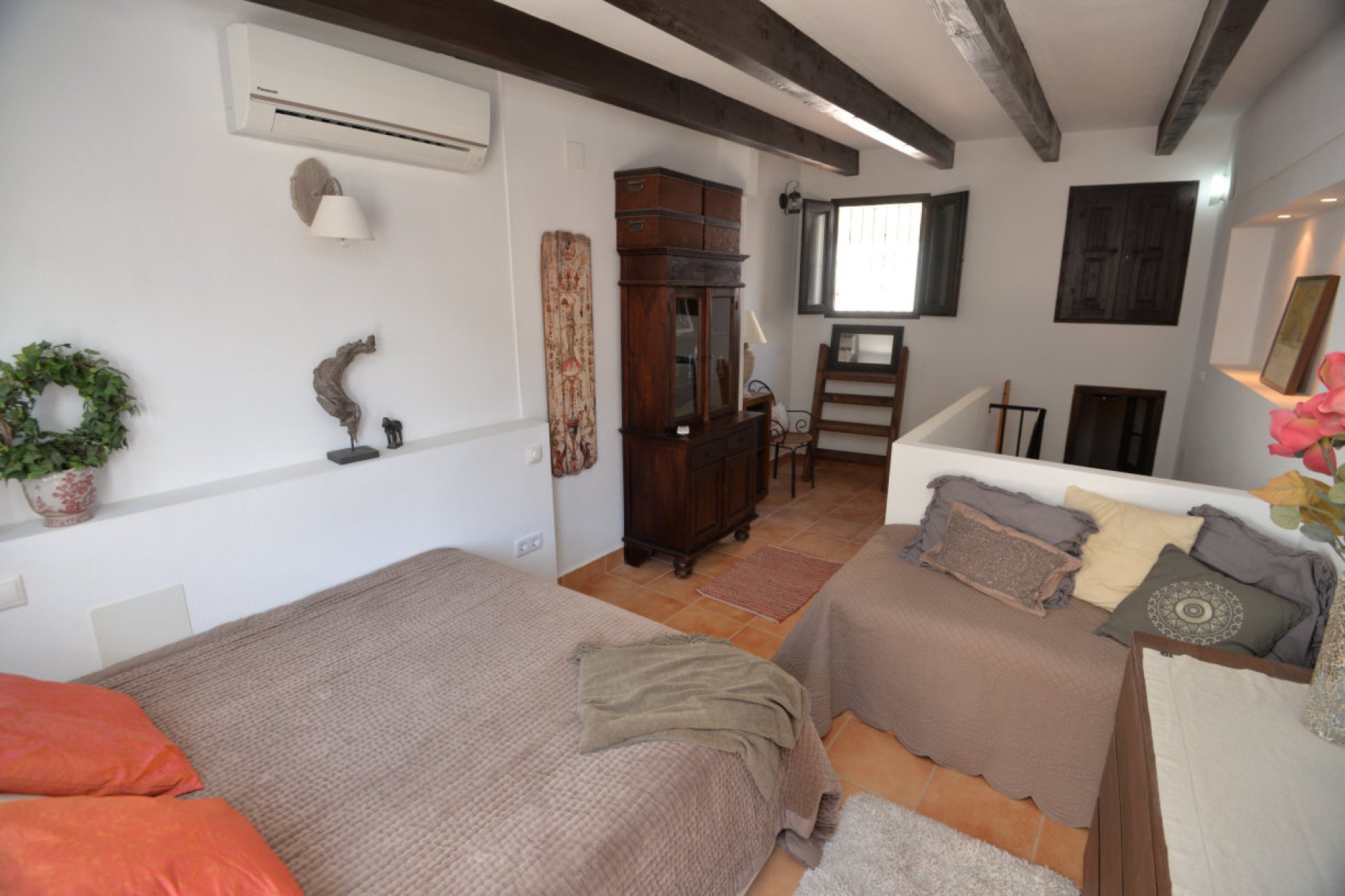 Resale - Terraced house / Townhouse - Alicante