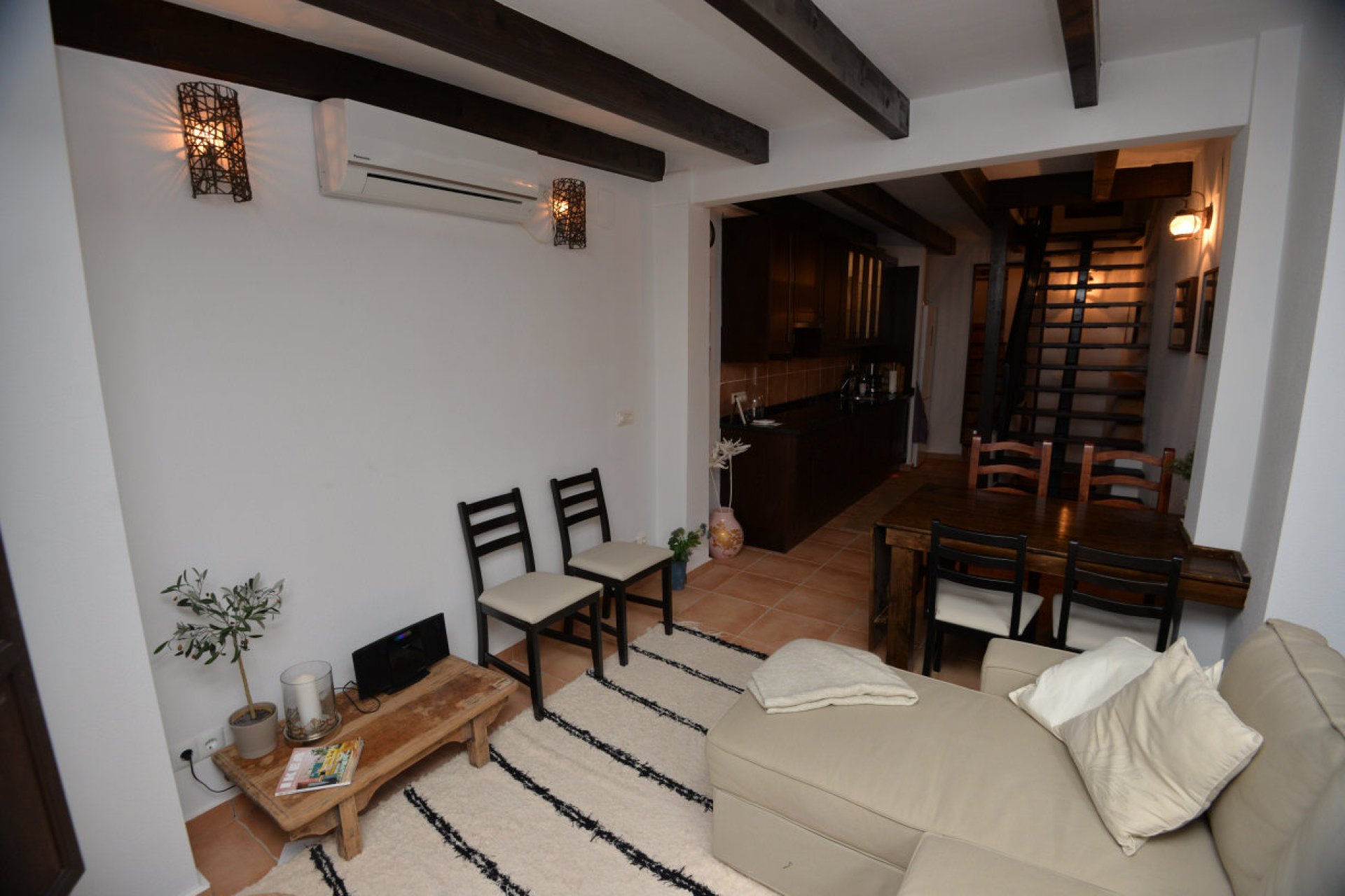 Resale - Terraced house / Townhouse - Alicante