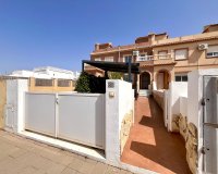 Resale - Terraced house / Townhouse - Avileses