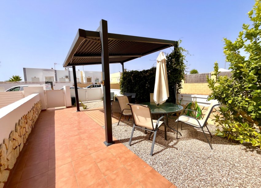 Resale - Terraced house / Townhouse - Avileses