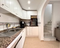 Resale - Terraced house / Townhouse - Avileses