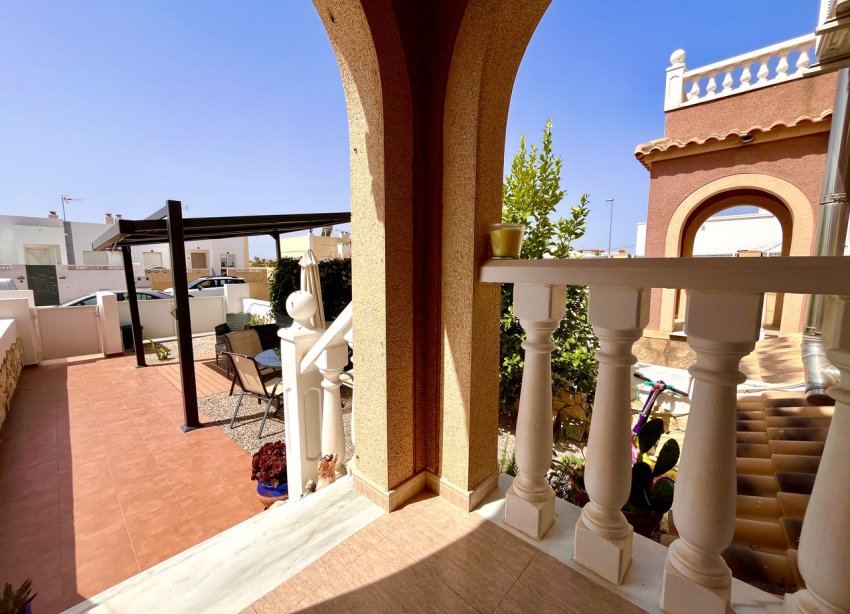 Resale - Terraced house / Townhouse - Avileses