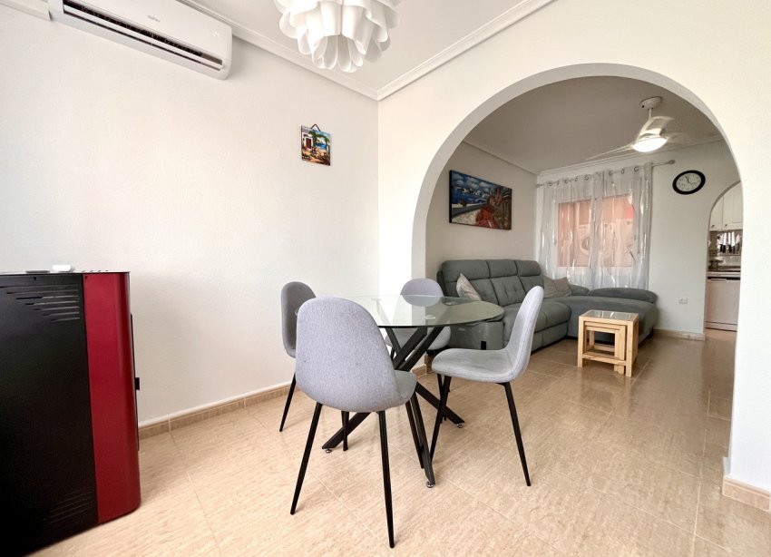 Resale - Terraced house / Townhouse - Avileses