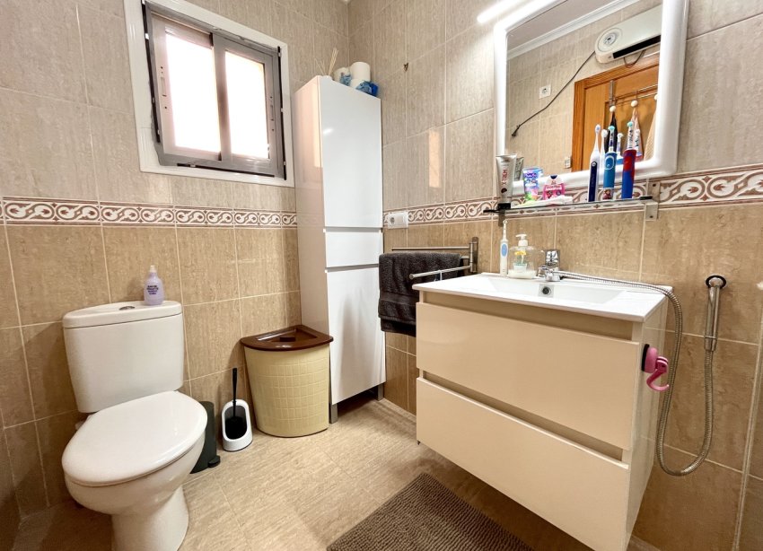 Resale - Terraced house / Townhouse - Avileses