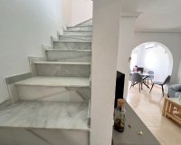 Resale - Terraced house / Townhouse - Avileses