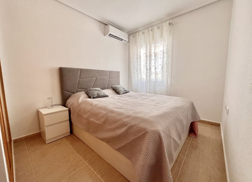 Resale - Terraced house / Townhouse - Avileses