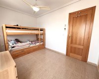 Resale - Terraced house / Townhouse - Avileses