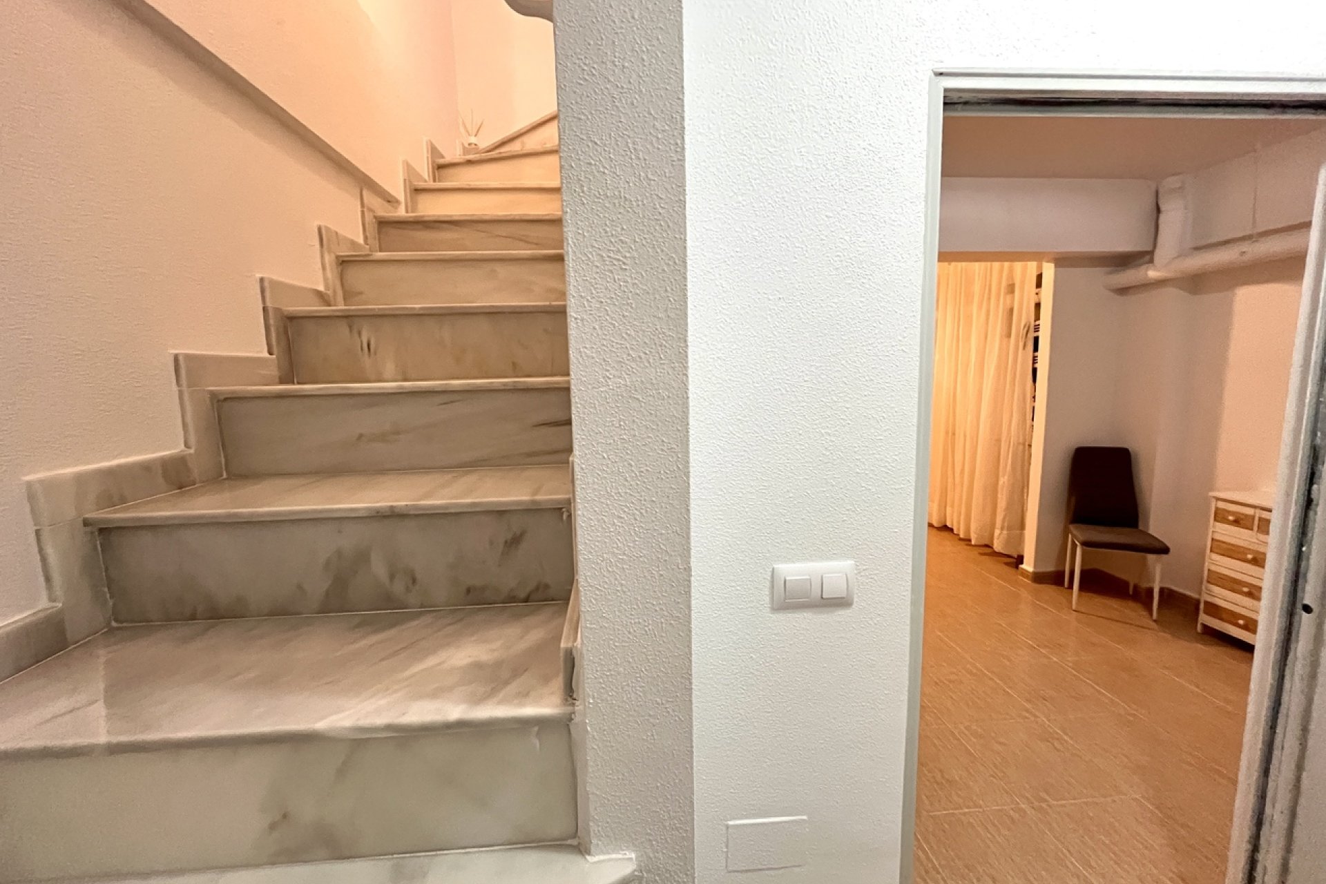 Resale - Terraced house / Townhouse - Avileses