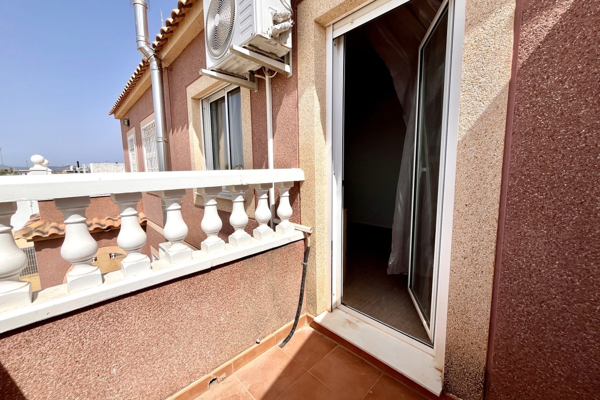 Resale - Terraced house / Townhouse - Avileses