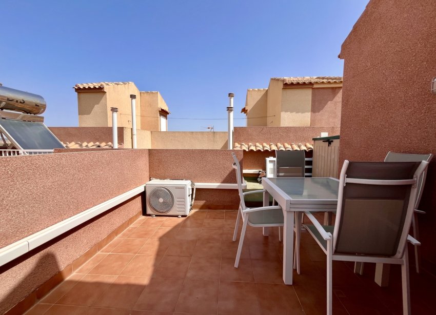 Resale - Terraced house / Townhouse - Avileses