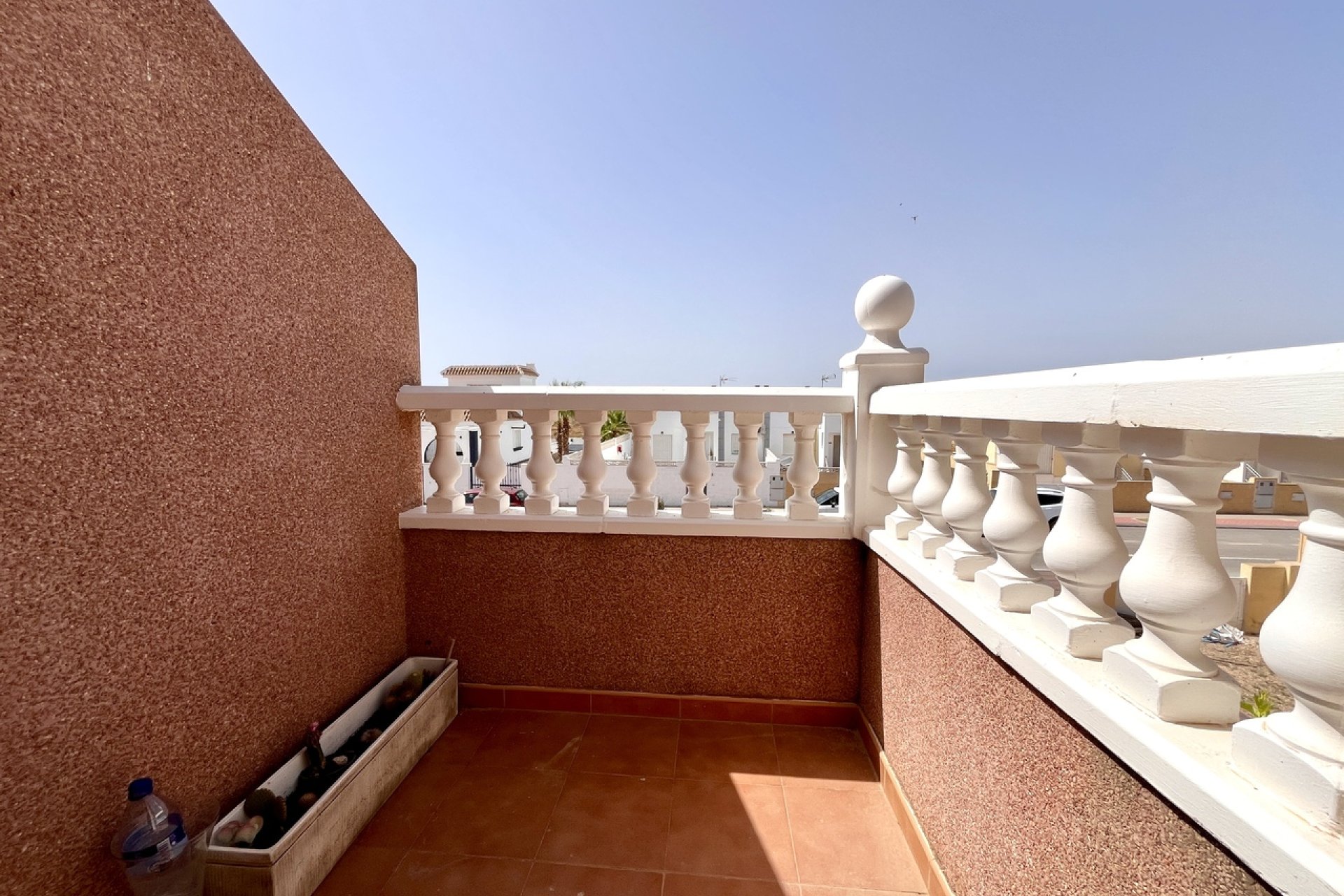 Resale - Terraced house / Townhouse - Avileses