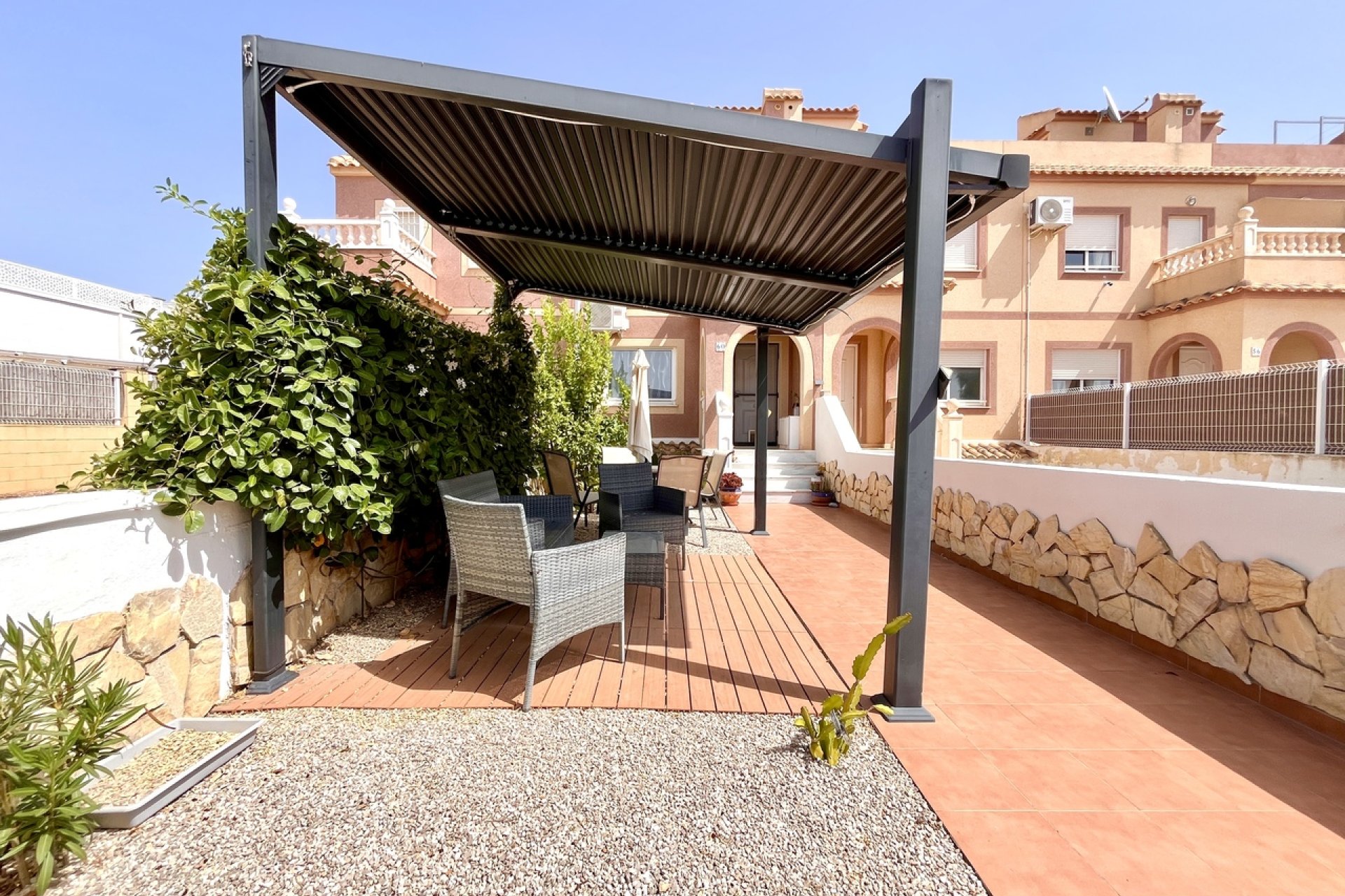 Resale - Terraced house / Townhouse - Avileses