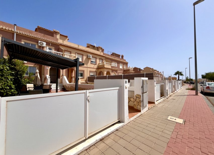 Resale - Terraced house / Townhouse - Avileses