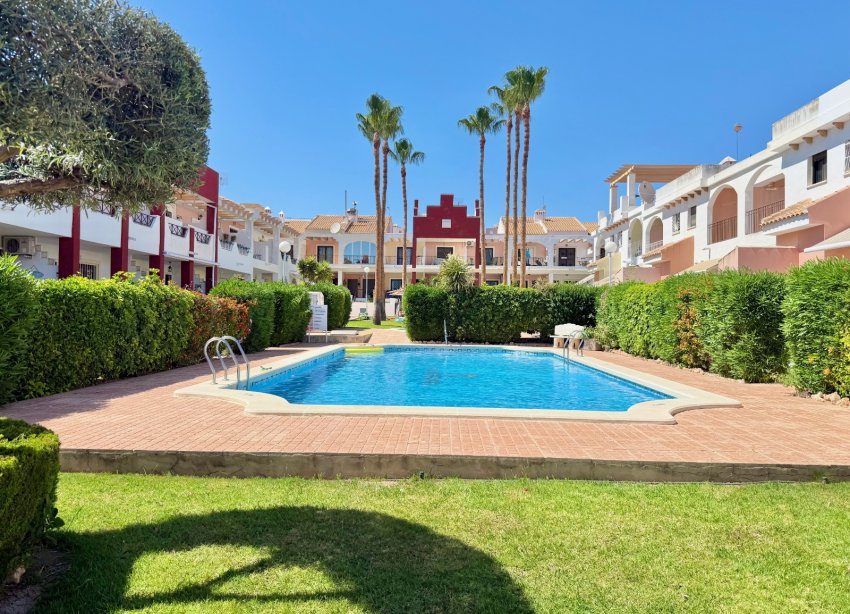 Resale - Terraced house / Townhouse - Ciudad Quesada