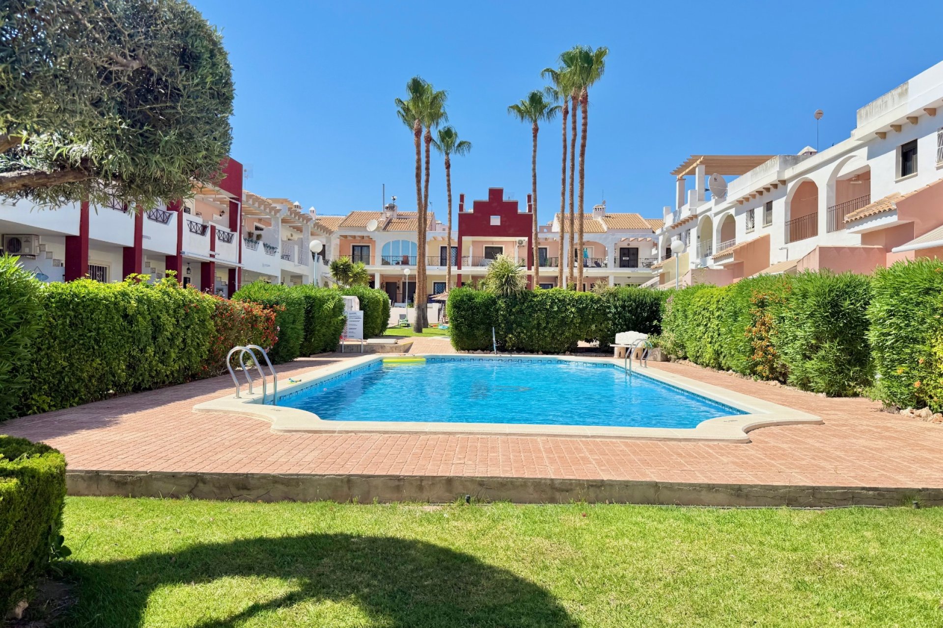Resale - Terraced house / Townhouse - Ciudad Quesada