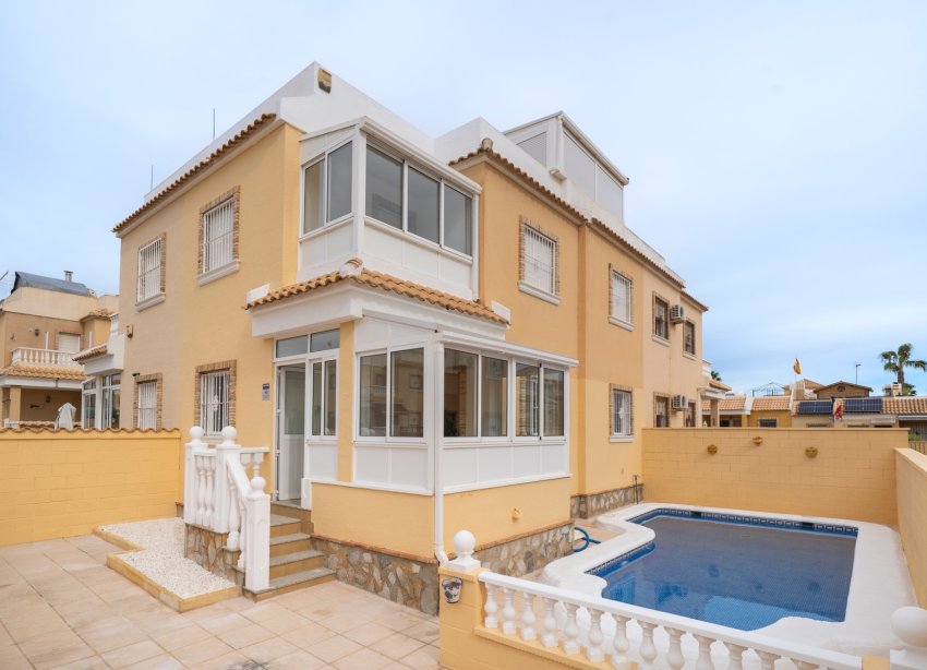 Resale - Terraced house / Townhouse - Ciudad Quesada