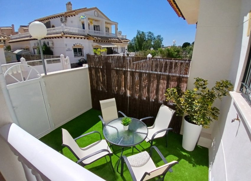 Resale - Terraced house / Townhouse - Costa Blanca - Orihuela Costa