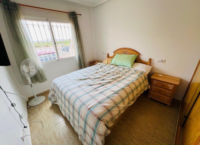 Resale - Terraced house / Townhouse - Daya Nueva