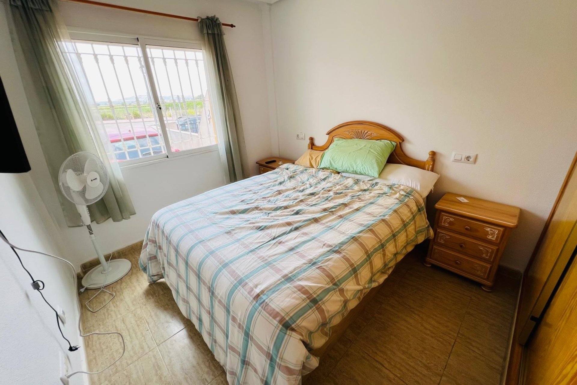 Resale - Terraced house / Townhouse - Daya Nueva