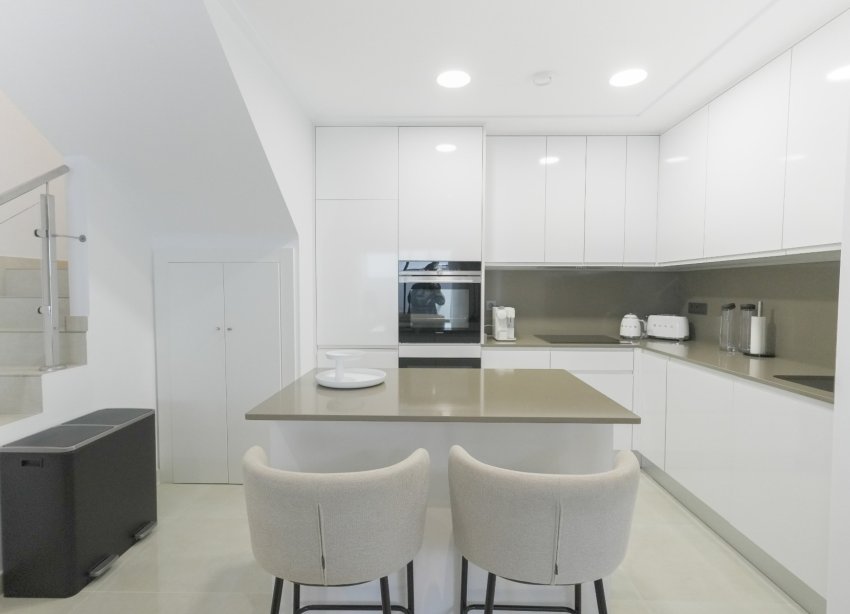 Resale - Terraced house / Townhouse - Dolores