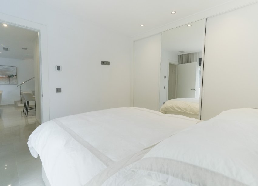 Resale - Terraced house / Townhouse - Dolores