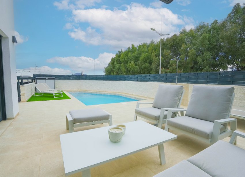 Resale - Terraced house / Townhouse - Dolores