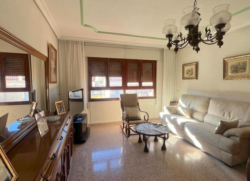 Resale - Terraced house / Townhouse - Formentera del Segura - Pueblo