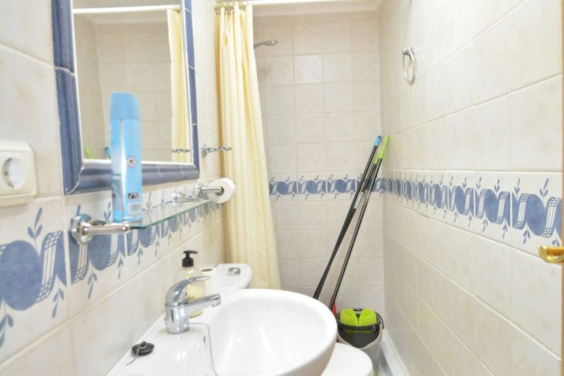 Resale - Terraced house / Townhouse - Guardamar del Segura - El Edén - Los Estaños