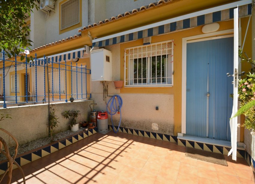 Resale - Terraced house / Townhouse - Guardamar del Segura - El Edén - Los Estaños