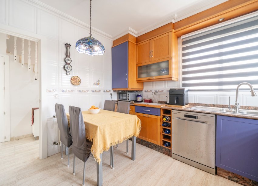 Resale - Terraced house / Townhouse - Guardamar del Segura - El moncayo