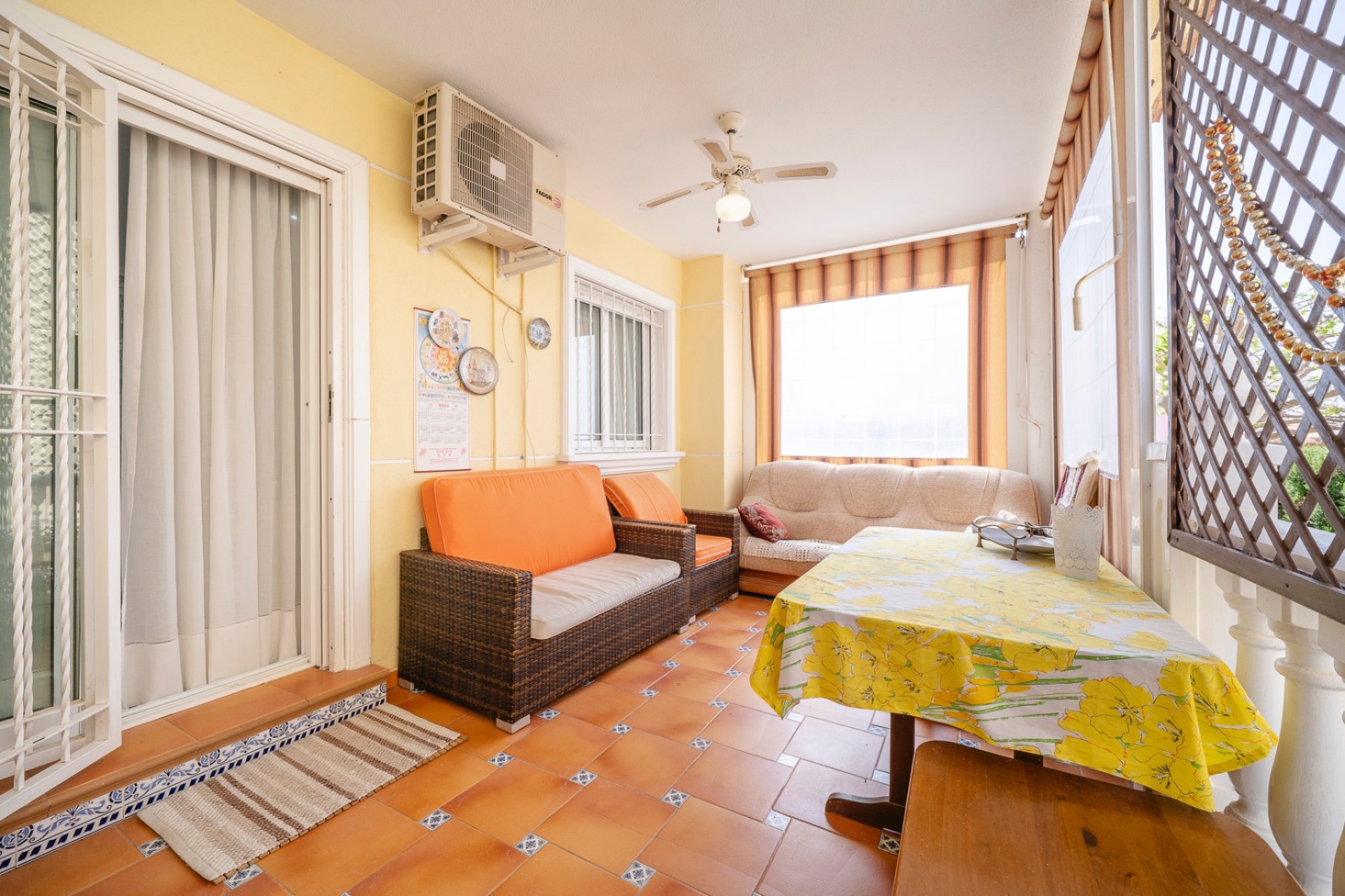 Resale - Terraced house / Townhouse - Guardamar del Segura - El moncayo