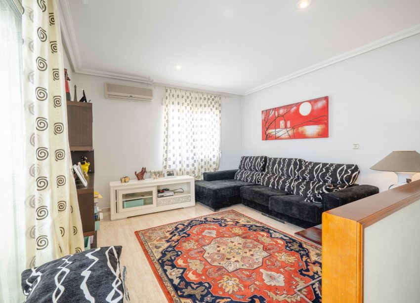 Resale - Terraced house / Townhouse - Guardamar del Segura - El moncayo