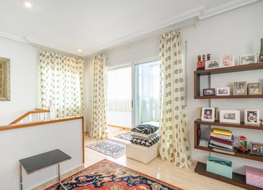 Resale - Terraced house / Townhouse - Guardamar del Segura - El moncayo