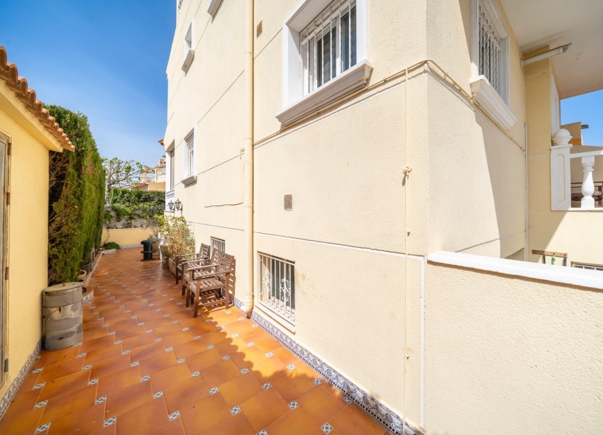 Resale - Terraced house / Townhouse - Guardamar del Segura - El moncayo
