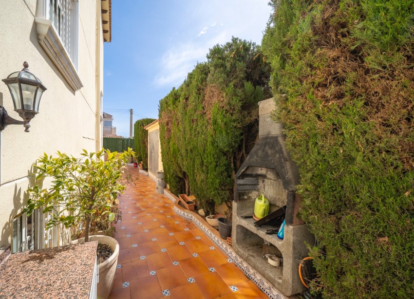 Resale - Terraced house / Townhouse - Guardamar del Segura - El moncayo