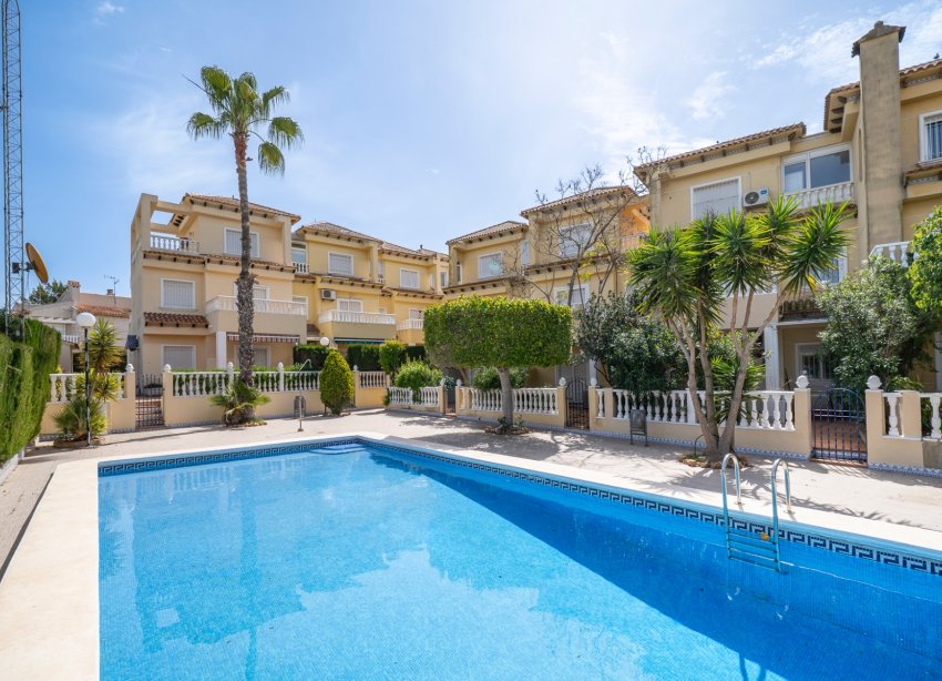 Resale - Terraced house / Townhouse - Guardamar del Segura - El moncayo