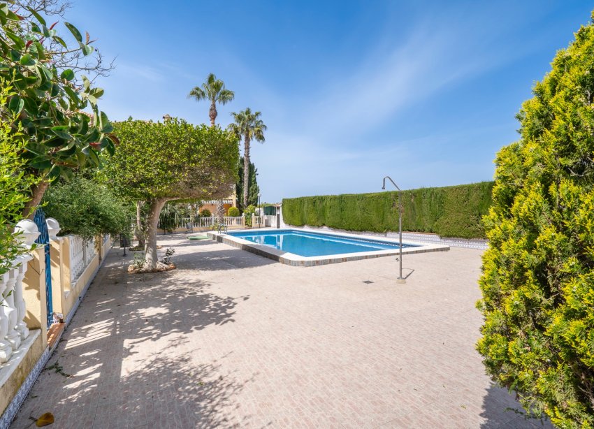 Resale - Terraced house / Townhouse - Guardamar del Segura - El moncayo